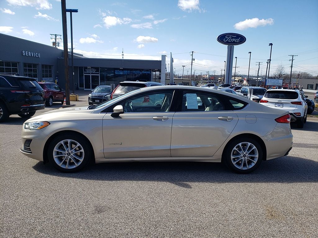 2019 Ford Fusion Hybrid SE