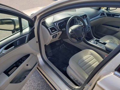 2019 Ford Fusion Hybrid SE