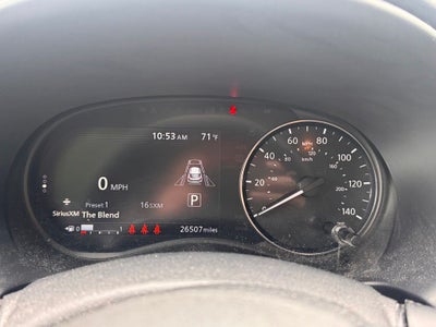 2023 Nissan Kicks SR