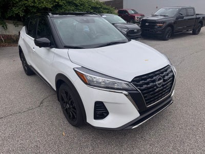 2023 Nissan Kicks SR