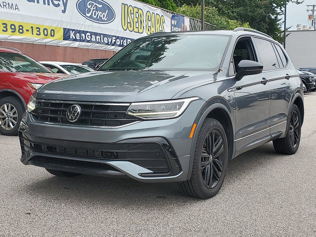 2022 Volkswagen Tiguan 2.0T SE R-Line Black