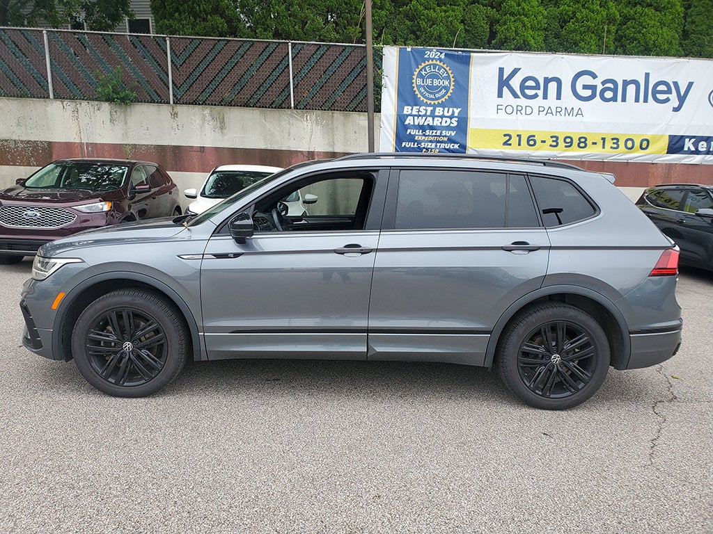 2022 Volkswagen Tiguan 2.0T SE R-Line Black