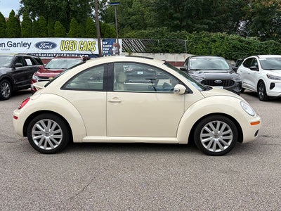 2008 Volkswagen New Beetle S