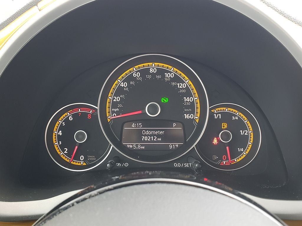 2017 Volkswagen Beetle 1.8T Dune