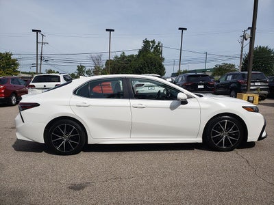 2021 Toyota Camry SE