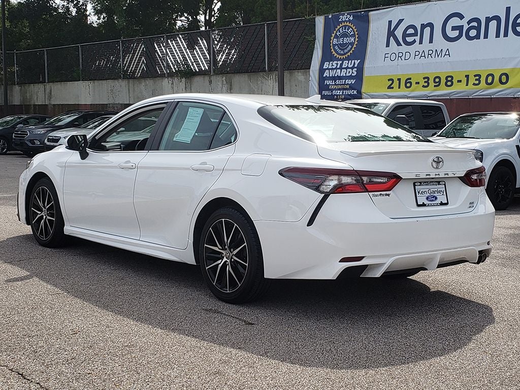 2021 Toyota Camry SE