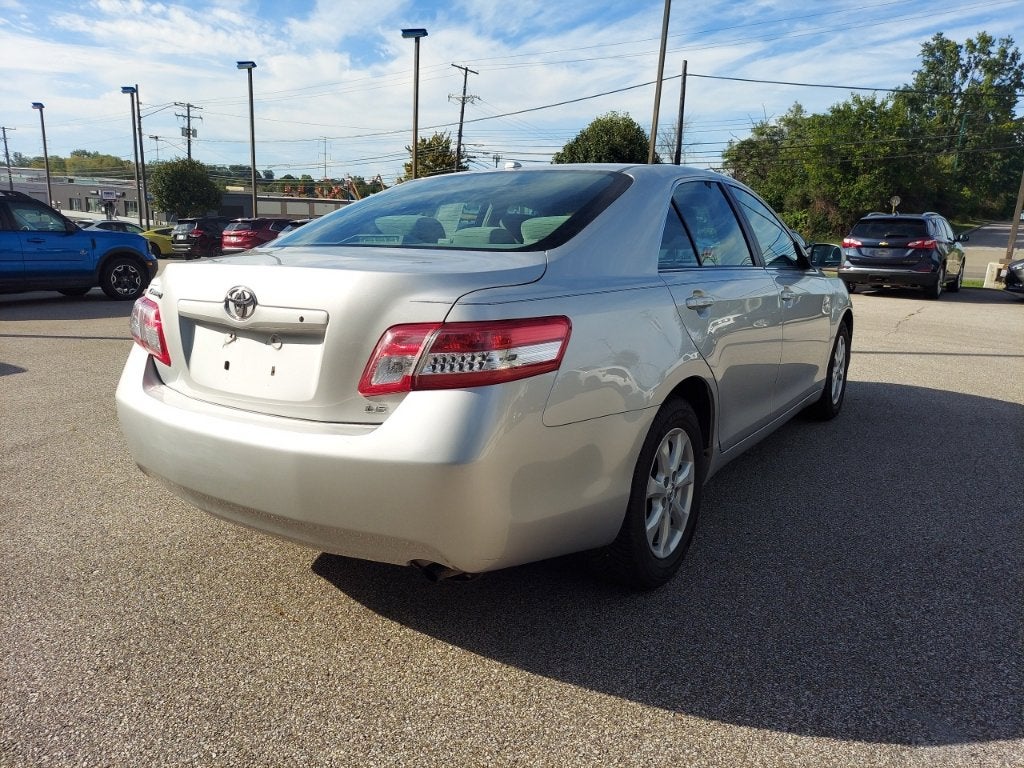 2011 Toyota Camry LE