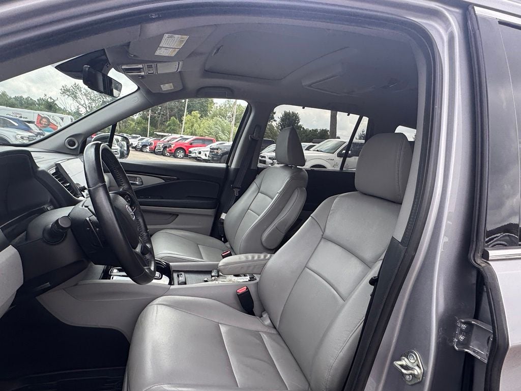 2020 Honda Pilot Touring 8-Passenger