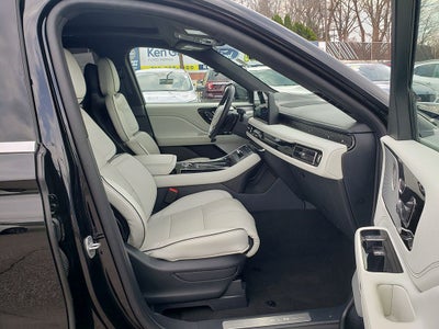 2025 Lincoln Aviator Black Label