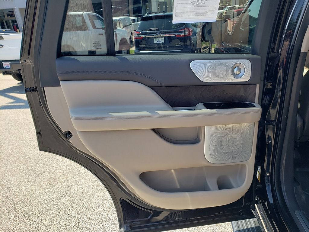 2022 Lincoln Navigator Reserve