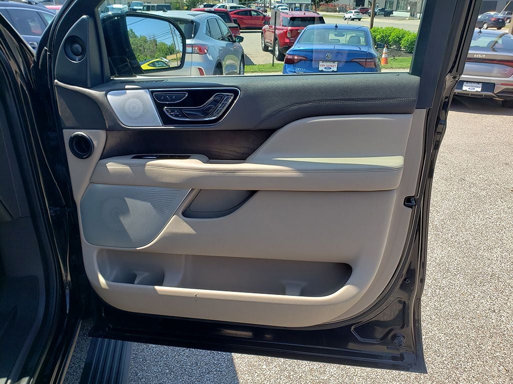 2022 Lincoln Navigator Reserve