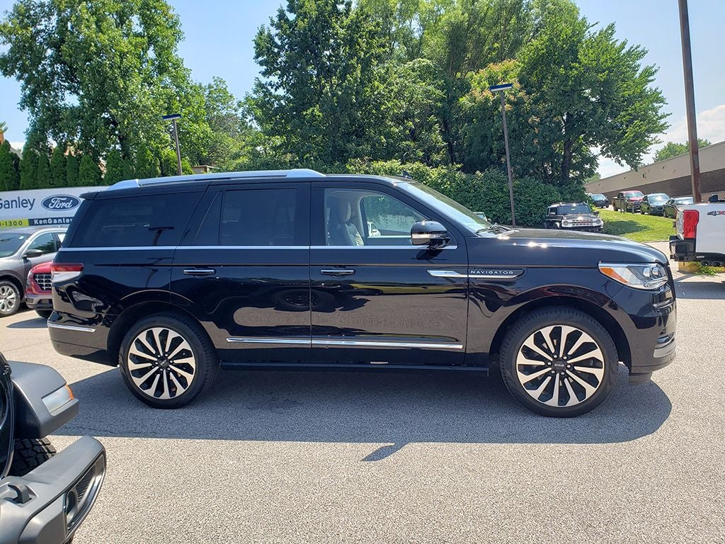 2022 Lincoln Navigator Reserve