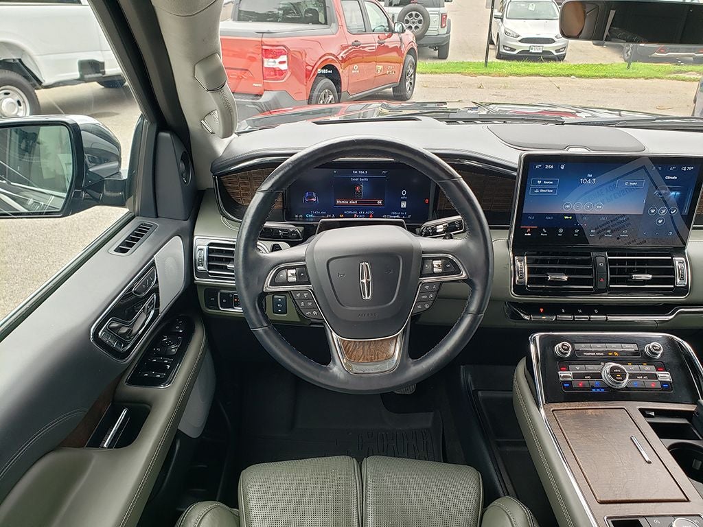 2024 Lincoln Navigator Black Label