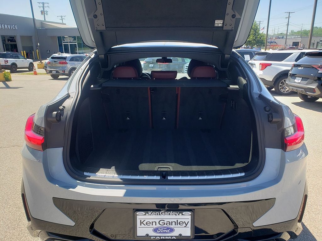 2023 BMW X4 xDrive30i