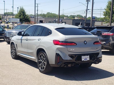 2023 BMW X4 xDrive30i
