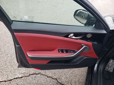 2023 Kia Stinger GT-Line