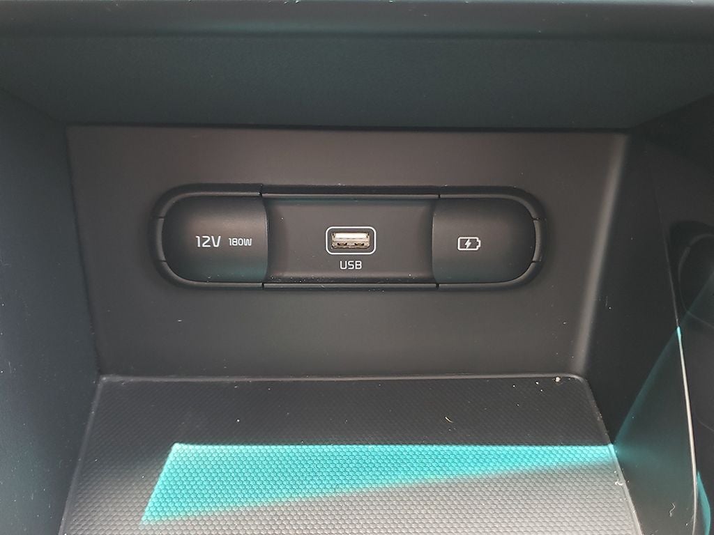2022 Kia Niro LXS