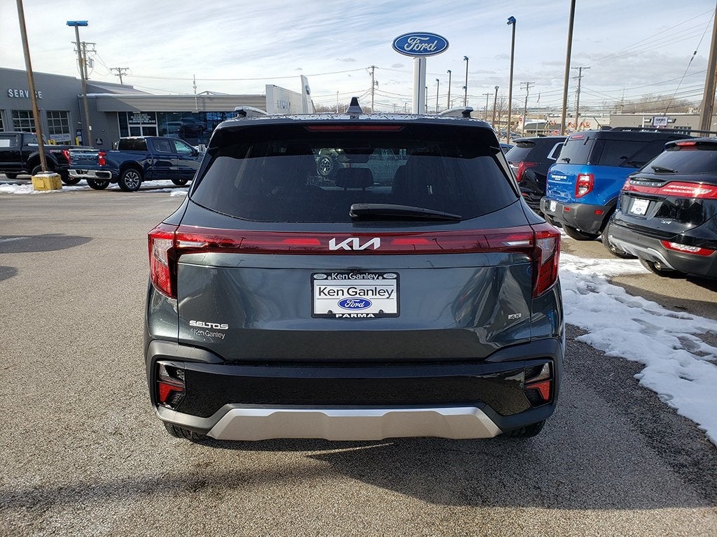 2024 Kia Seltos EX