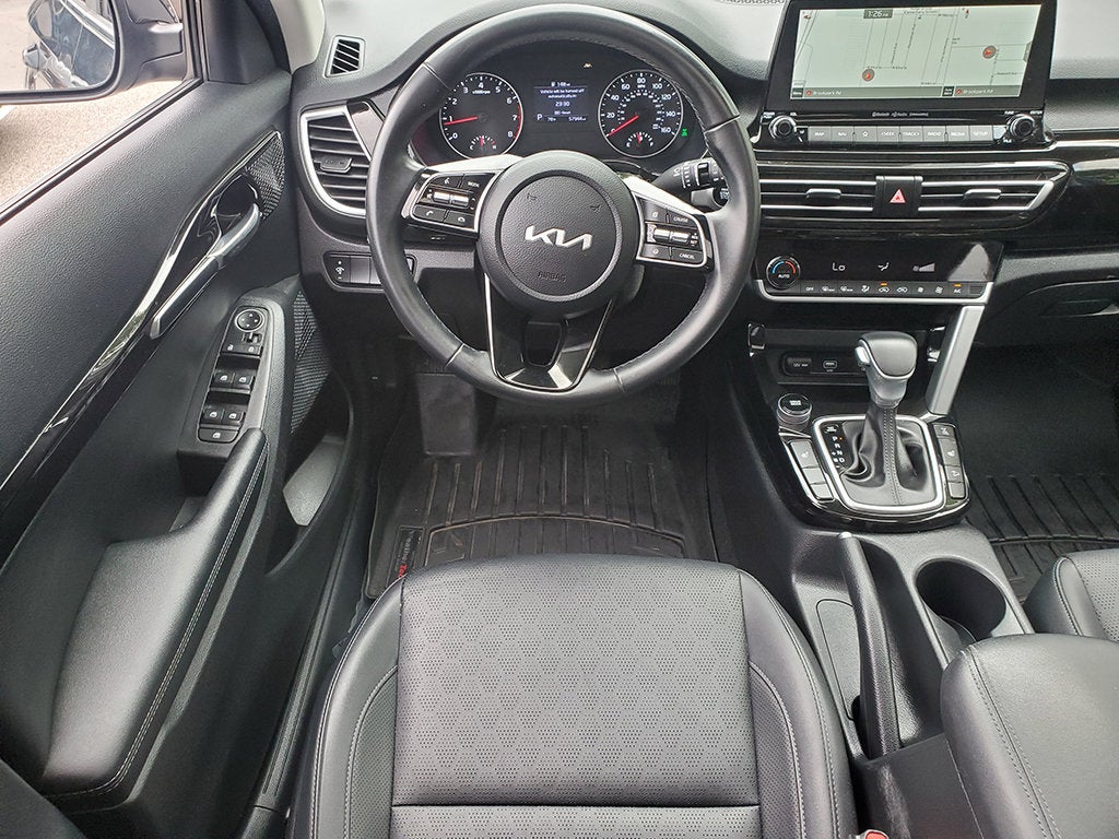 2022 Kia Seltos EX