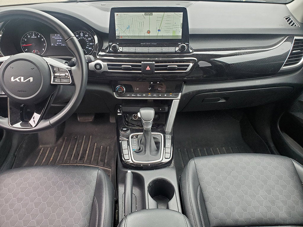 2022 Kia Seltos EX
