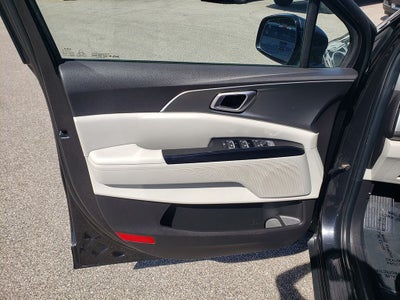 2022 Kia Carnival LXS