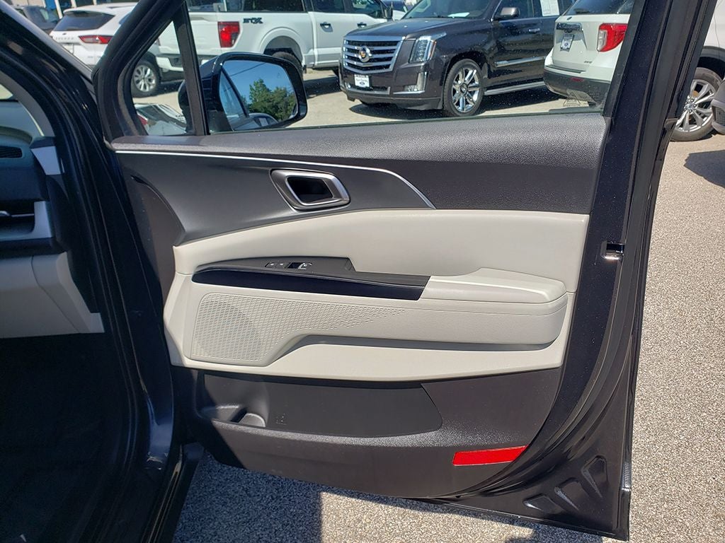 2022 Kia Carnival LXS