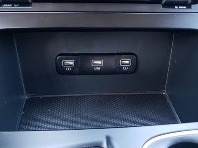 2022 Kia Carnival LXS