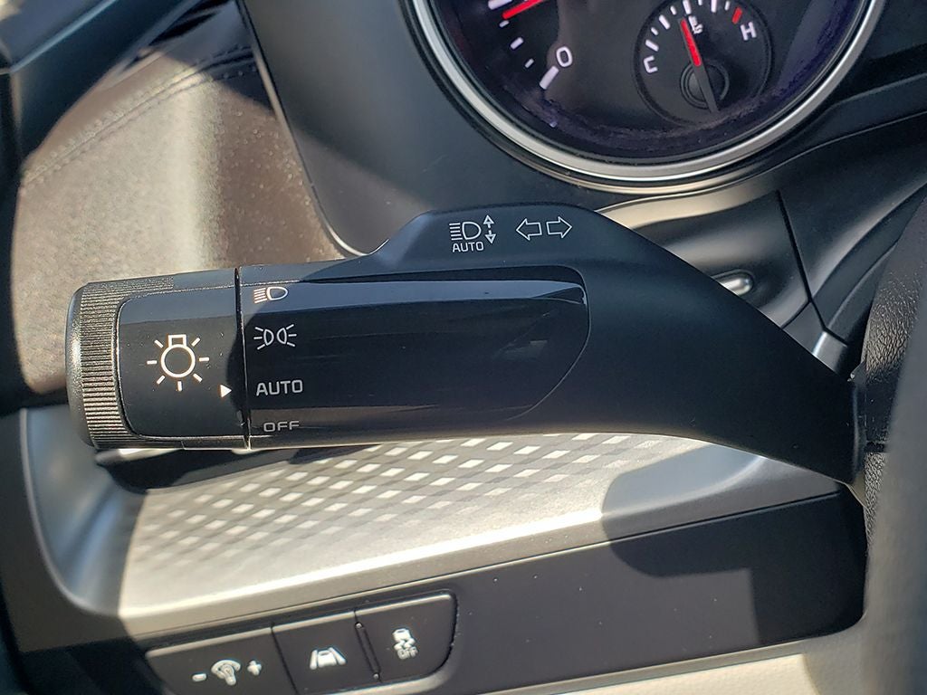 2022 Kia Carnival LXS
