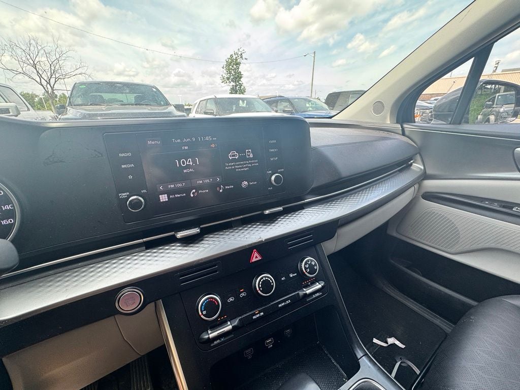 2024 Kia Carnival LX Seat Package