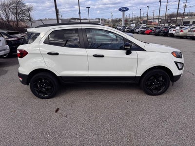 2022 Ford EcoSport SES