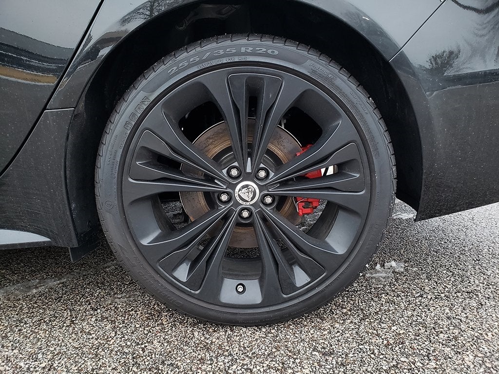 2024 Jaguar XF R-Dynamic SE