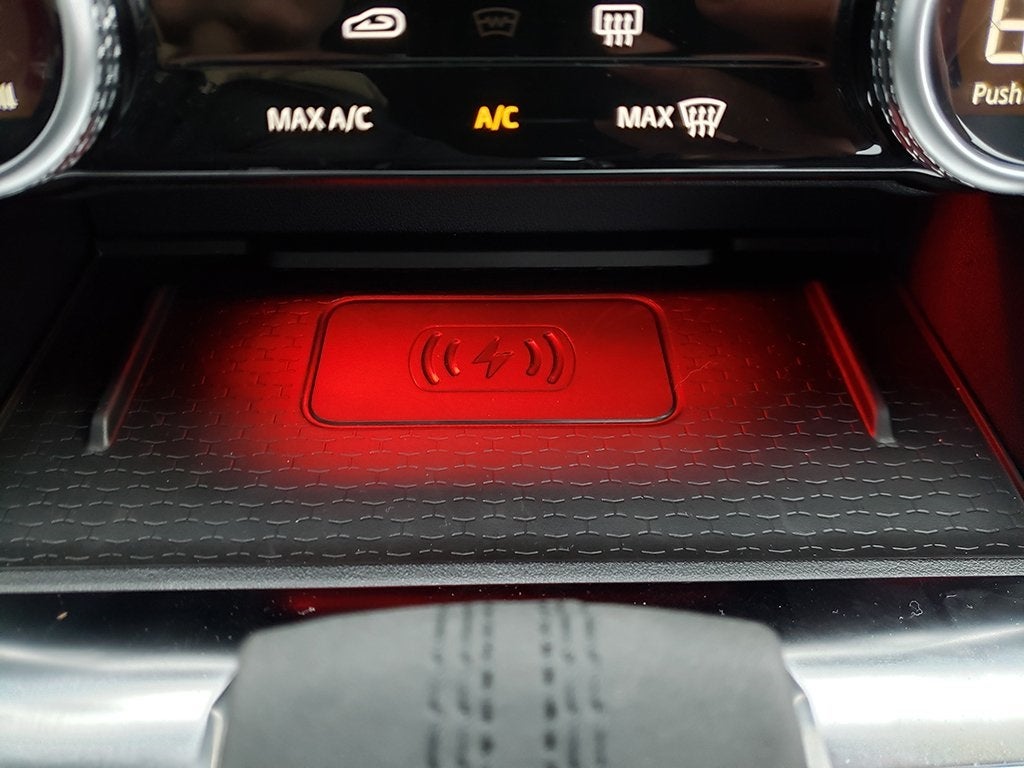 2024 Jaguar XF R-Dynamic SE