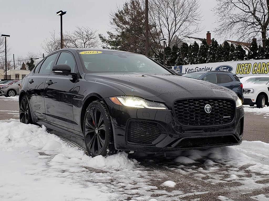 2024 Jaguar XF R-Dynamic SE