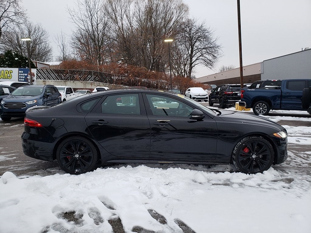 2024 Jaguar XF R-Dynamic SE