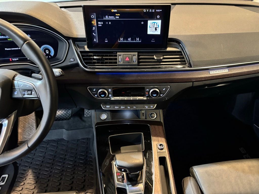 2023 Audi Q5 45 S line Prestige quattro