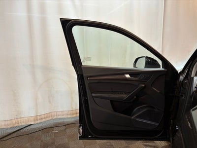2023 Audi Q5 45 S line Prestige quattro