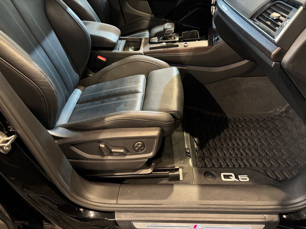 2023 Audi Q5 45 S line Prestige quattro