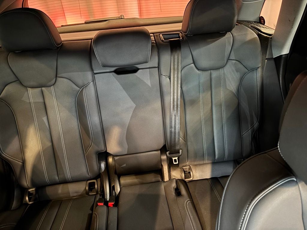 2023 Audi Q5 45 S line Prestige quattro
