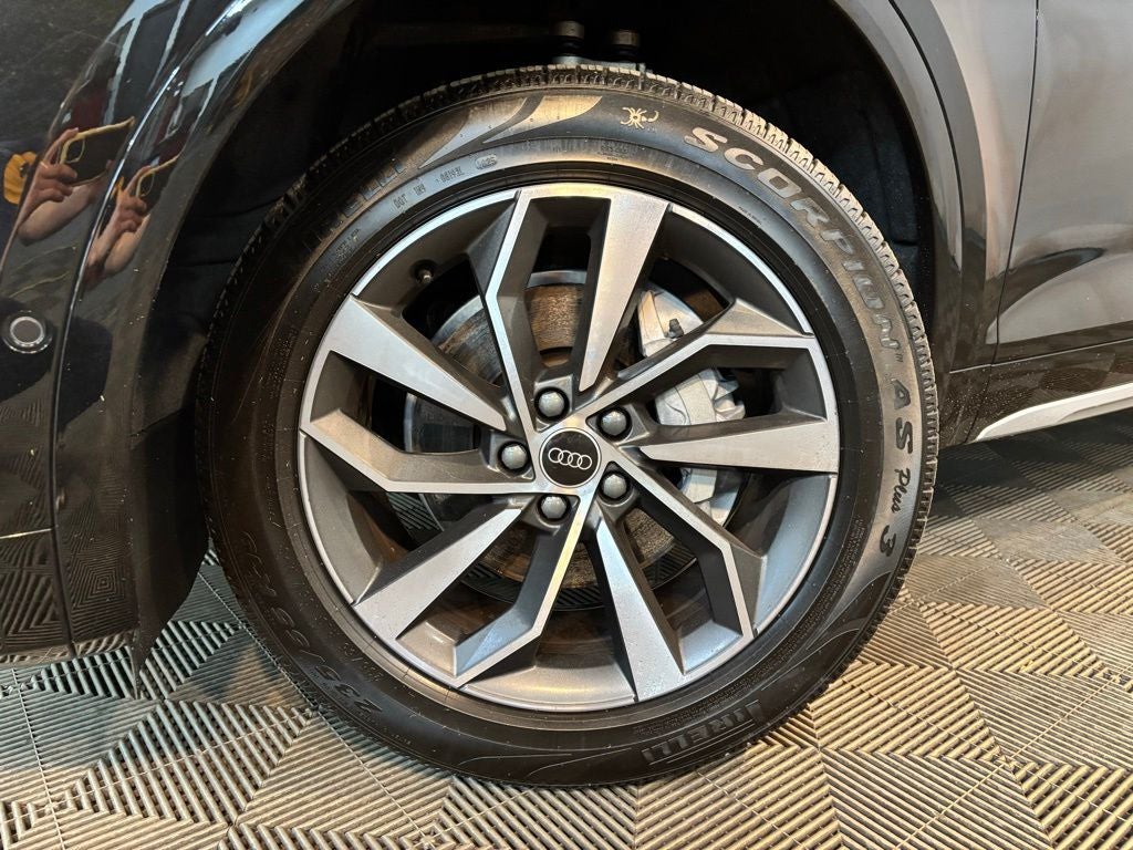 2023 Audi Q5 45 S line Prestige quattro