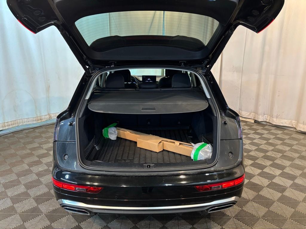 2023 Audi Q5 45 S line Prestige quattro