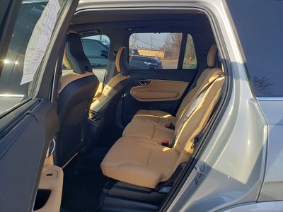 2025 Volvo XC90 B6 Ultra