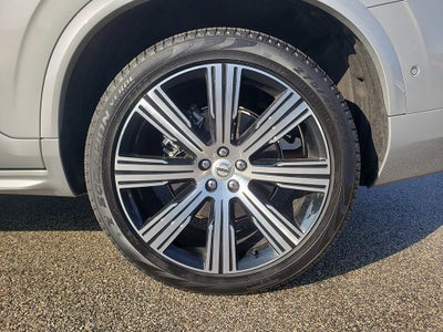 2025 Volvo XC90 B6 Ultra