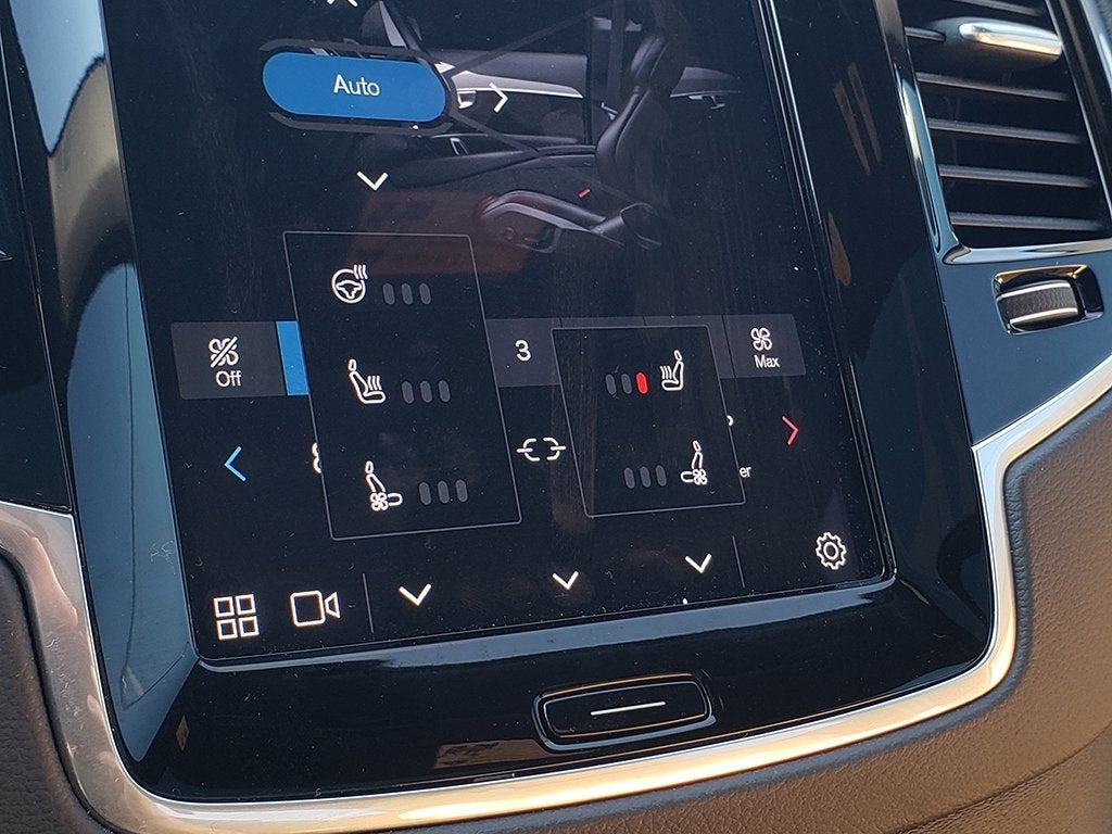 2025 Volvo XC90 B6 Ultra