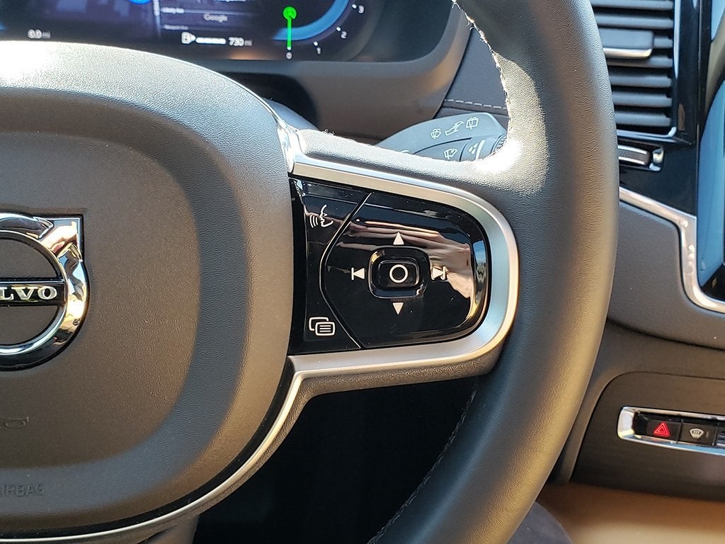 2025 Volvo XC90 B6 Ultra