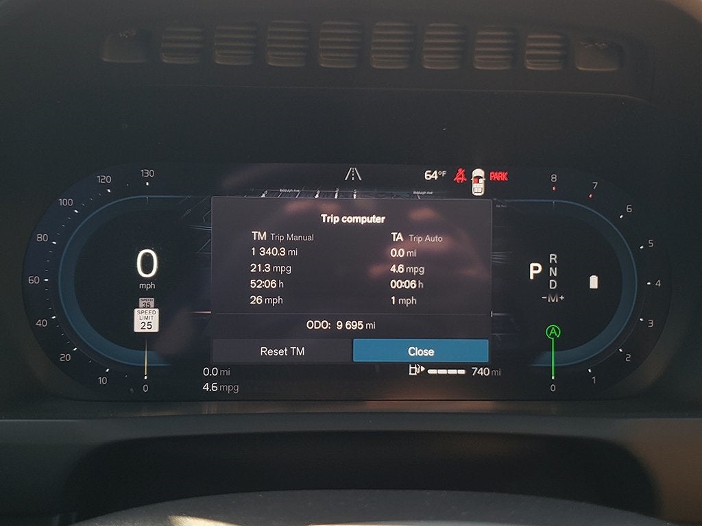 2025 Volvo XC90 B6 Ultra