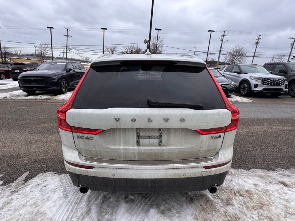 2021 Volvo XC60 T6 Momentum